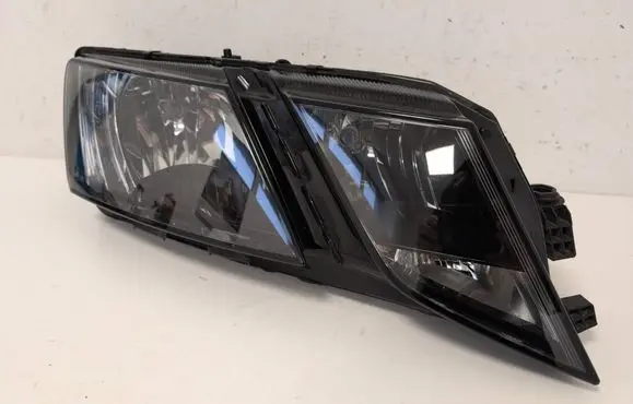 Skoda Octavia Mk3 (5E) Headlight/headlamp 5E1941016C