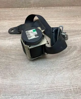 Ford Focus C-MAX Front seatbelt 601597400