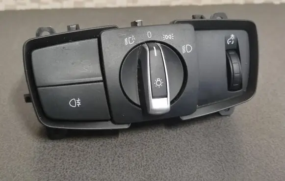 BMW 1 F20 F21 Light switch 9393943