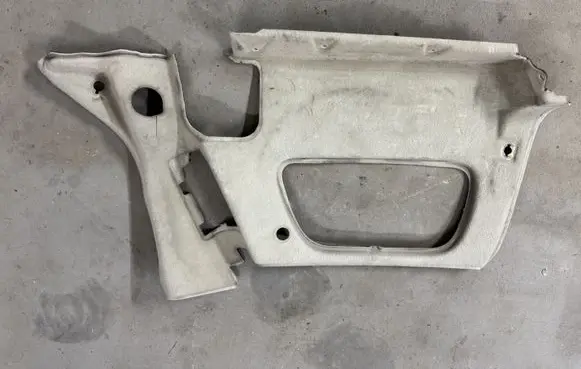 Mercedes-Benz B W245 Trunk/boot lower side trim panel A1696900725 1696900725
