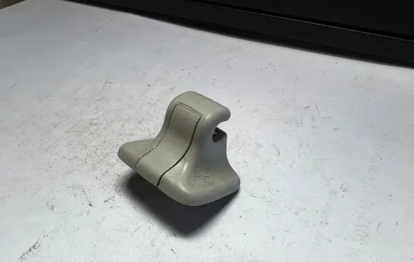 Volkswagen Golf V Sun visor clip/hook/bracket 1K0857561B