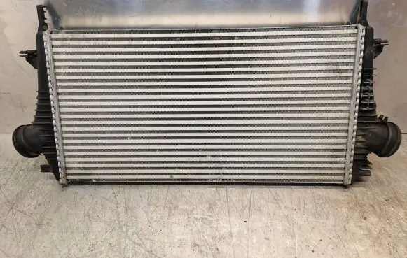 Opel Insignia A Intercooler radiator