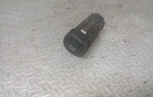 Fog light switch