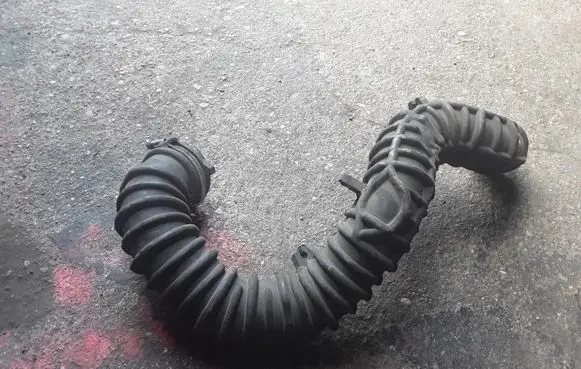 Renault Master II Intercooler hose/pipe 8200607746