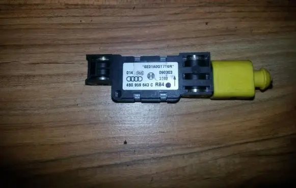 Audi A4 S4 B6 8E 8H Airbag deployment crash/impact sensor 4B0959643C