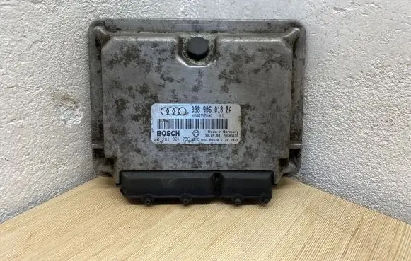 Audi A3 S3 8L Engine control unit/module 038906018BA 28SA3436 0281001756