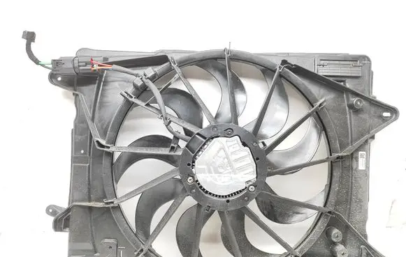 Ford Escape IV Radiator cooling fan shroud LX618C607AC F00HX2G213 25052022
