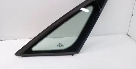 Audi A8 S8 D3 4E Rear side window