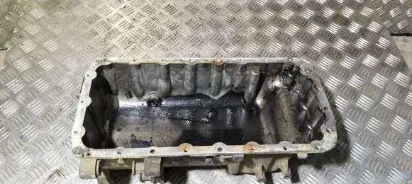 Oil sump