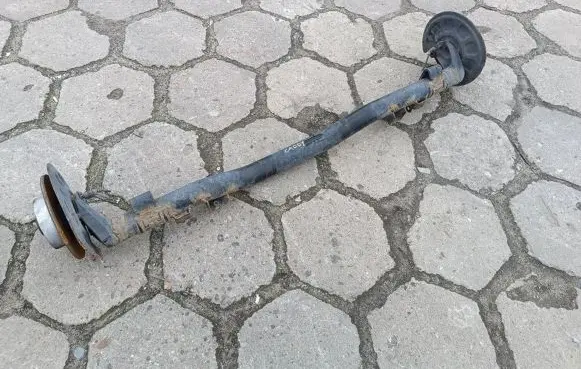 Volkswagen Caddy Rear axle beam with reductor 