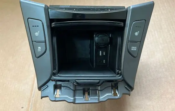 Hyundai i40 Glove box 846353z100