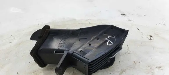 Toyota Corolla Verso E121 Dashboard side air vent grill/cover trim 5565064010 6556414010