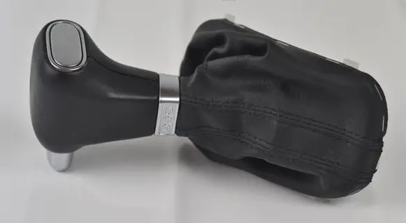 Volkswagen Golf V Gear shift switch/knob 