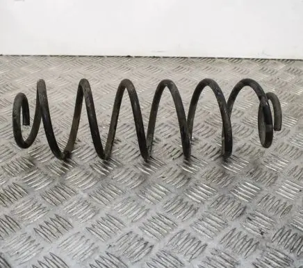 Peugeot 2008 I Rear coil spring