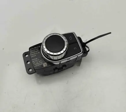 Mercedes-Benz B W246 W242 Head unit multimedia control A2469013302 A2129020607