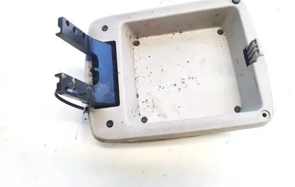 Volvo V50 Armrest