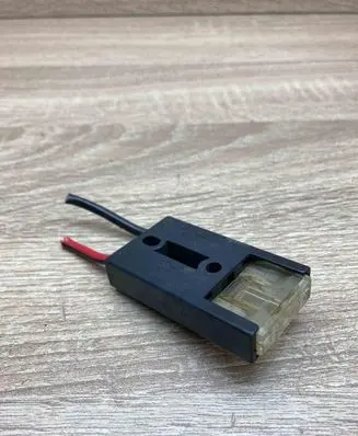 Audi A6 S6 C5 4B Fuse 8A0937530 GSM4