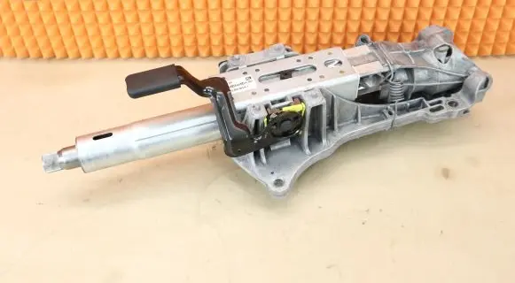 Mercedes-Benz B W246 W242 Steering wheel axle 2464602416
