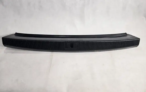 Audi A8 S8 D3 4E Trunk/boot sill cover protection 4E0863471B