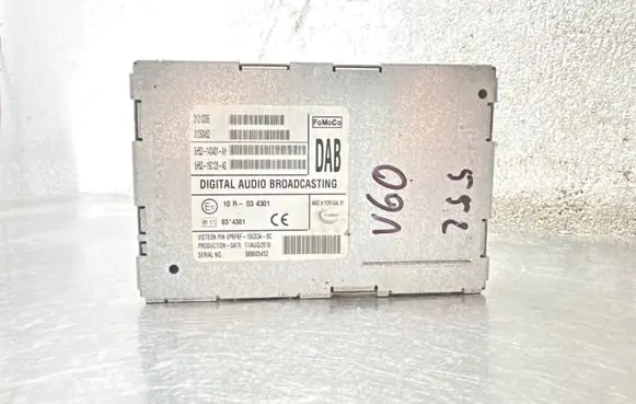 Volvo V60 Antenna control unit 31310086 31260452 10R034301