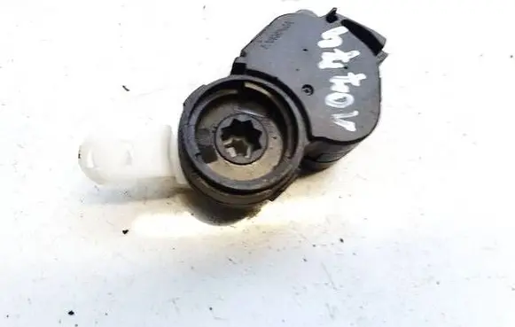 Nissan Leaf I (ZE0) Air flap motor/actuator t1009914pb 0806151b