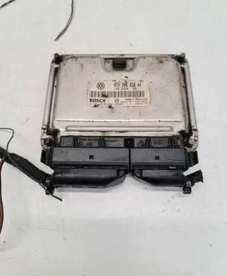 Volkswagen Transporter - Caravelle T4 Engine control unit/module 074906018AK 28SA4770 0281010462