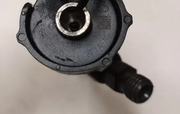 Hyundai Tucson JM Fuel injector 0445110258