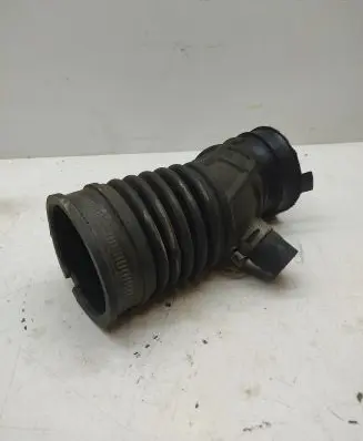 Subaru Outback Turbo air intake inlet pipe/hose 14462AA510