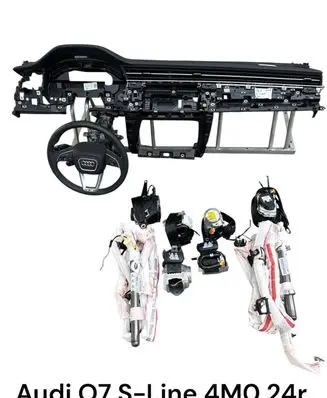 Audi Q7 4M Dashboard 4M8857001H