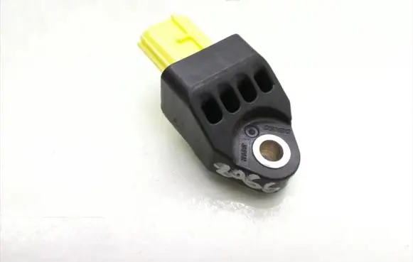 Toyota RAV 4 (XA30) Airbag deployment crash/impact sensor 89831-42010