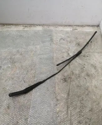 Audi A6 S6 C7 4G Front wiper blade arm 4G1955408D