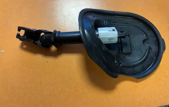 Opel Insignia B Steering wheel axle 278053053 2128100000000X