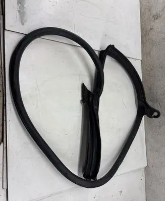Audi A7 S7 4K8 Rear door rubber seal (on body) 4K8833708 5402921