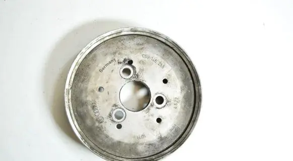 Audi A6 S6 C5 4B Power steering pump pulley 059145255