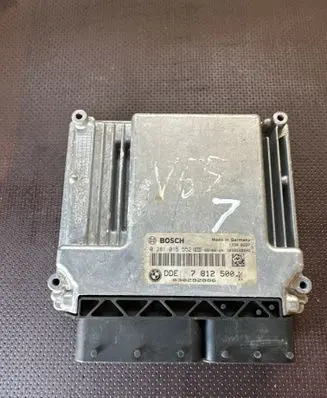 BMW 5 E60 E61 Engine control unit/module 7812500 0281015552