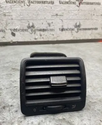 Volkswagen Golf V Dashboard side air vent grill/cover trim 1K0819710