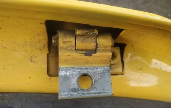 Audi A2 Rear door lower hinge