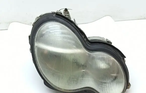 Mercedes-Benz C W203 Headlight/headlamp A2038200861 0301166602