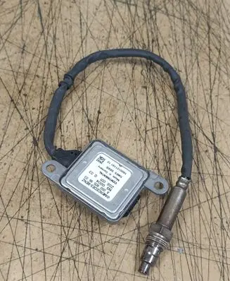 Mercedes-Benz C W205 Lambda probe sensor A0009059603