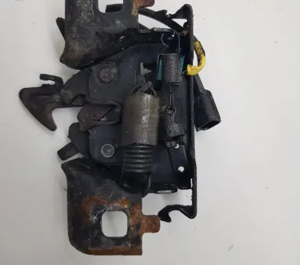 Renault Captur Engine bonnet/hood lock/catch 656011705R