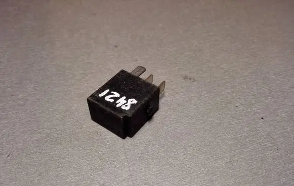 Mercedes-Benz C W202 Other relay 0025421119