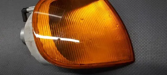 Volkswagen Polo III 6N 6N2 6NF Front indicator light