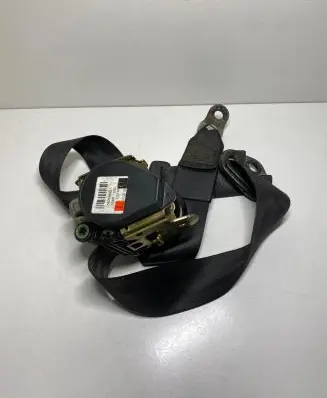Audi A6 S6 C5 4B Front seatbelt 560585901