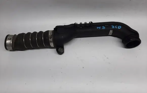Volkswagen PASSAT B6 Intercooler hose/pipe 3C0145762AL