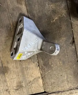 KIA Niro Engine mount bracket DVV