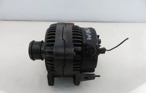 Volkswagen Golf IV Generator/alternator 028903025S 0123505011