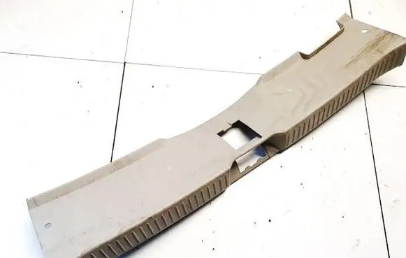 Other trunk/boot trim element