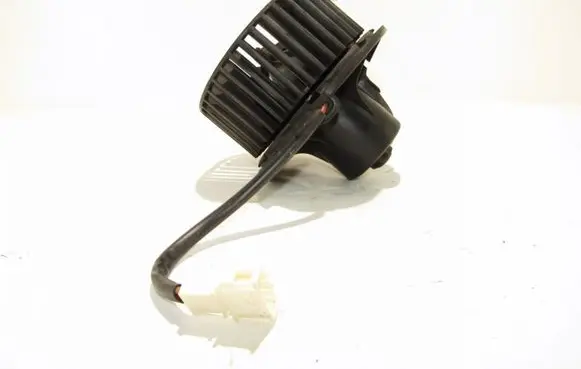 Volkswagen Multivan T4 Heater fan/blower 701819021b