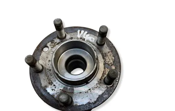 Volvo V40 Front wheel bearing hub 