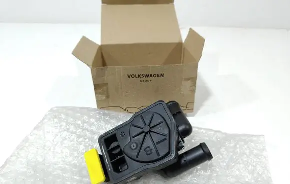 Volkswagen Multivan T6 Other control units/modules 03N906249H